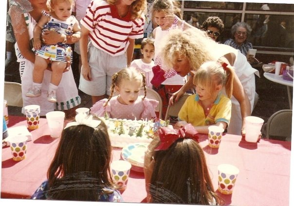 1934116_515499035587_6238_n