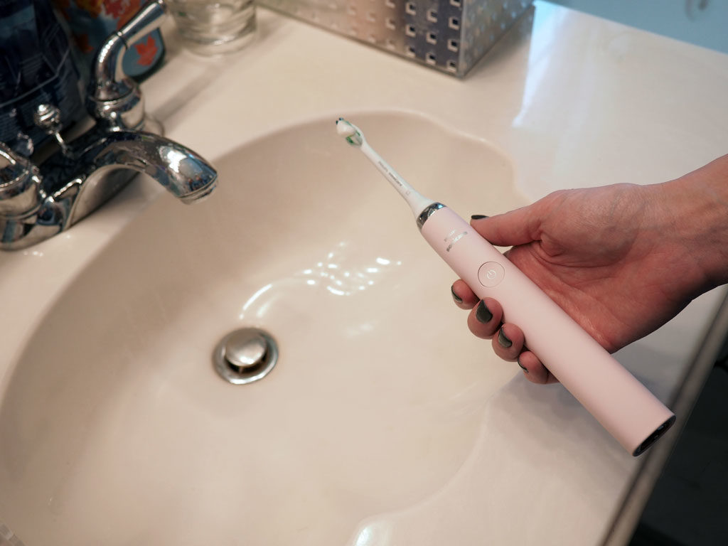 Sonicare-Toothbrush-3